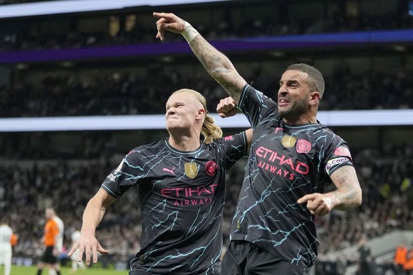 AC Milan Kunci Transfer Kyle Walker dari Manchester City