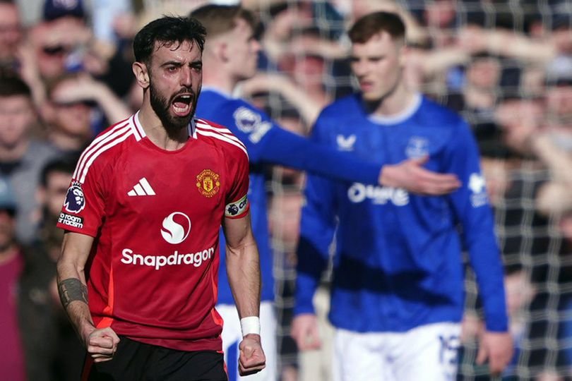 HOBI4D – WA: +6287735212483 – Bruno Fernandes Terlibat Adu Mulut dengan Legenda Everton di Pinggir Lapangan
