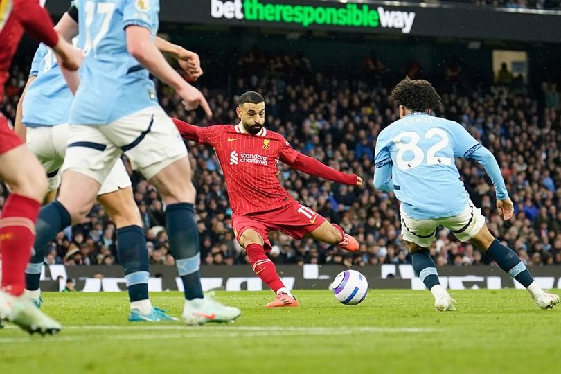 Mohamed Salah Subur, Rekor Berjatuhan di Etihad Stadium