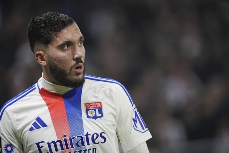 Ditinggal Antony, Manchester United Bakal Rekrut Bintang Lyon Ini?