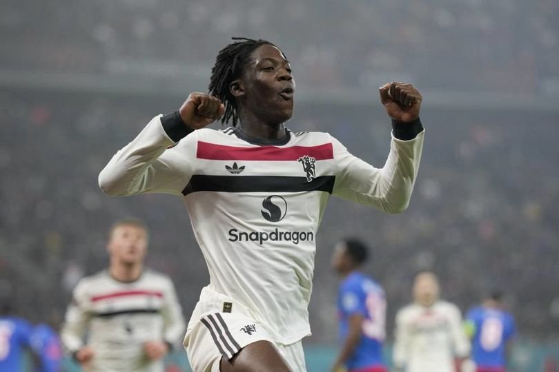 Mantap! Kobbie Mainoo Berpotensi Comeback di Derby Manchester