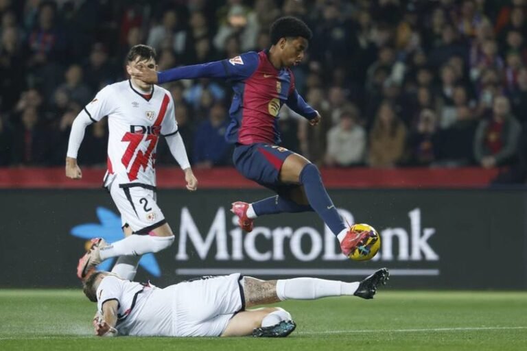 Barcelona Tolak Tawaran 50 Juta Euro dari Manchester United untuk Alejandro Balde