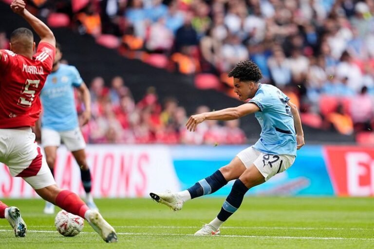 Man City Capai Final FA Cup, tapi Tertinggal Seribu Juta Poin dari Liverpool!