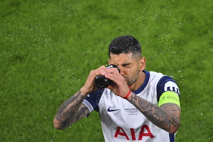 Alejandro Garnacho Memberi Pujian Kapten Tottenham: Dia Bek Terbaik di Dunia
