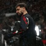Alan Shearer Puji Kesetiaan Bruno Fernandes di Manchester United