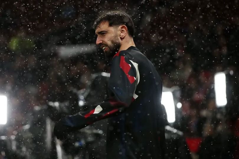Alan Shearer Puji Kesetiaan Bruno Fernandes di Manchester United