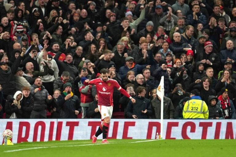 Mungkinkah Kepergian Bruno Fernandes Justru Selamatkan Manchester United?