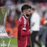 Bom Waktu di MU: Benarkah Sir Jim Ratcliffe dan Amorim Berseteru Soal Bruno Fernandes?